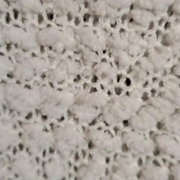 White sweater top with lace - Picture 3 of 5